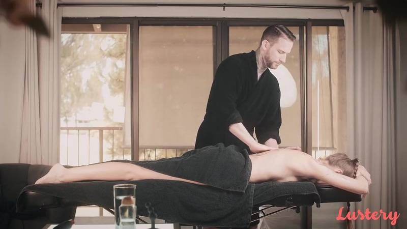 anna and daniel masseuse me #artporn #massage 