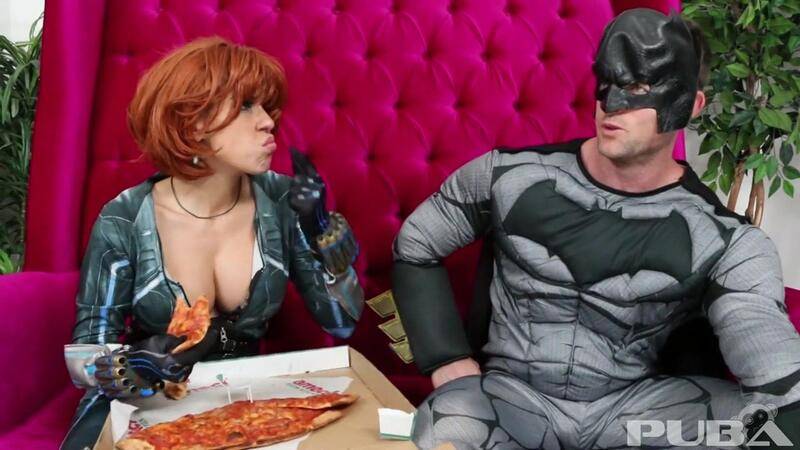 savana styles - batman delivers pizza to black widow #roleplay #bigtits 
