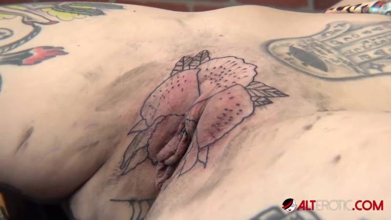 river dawn ink blows saschas cock after getting a pussy #tattoo #blowjob 