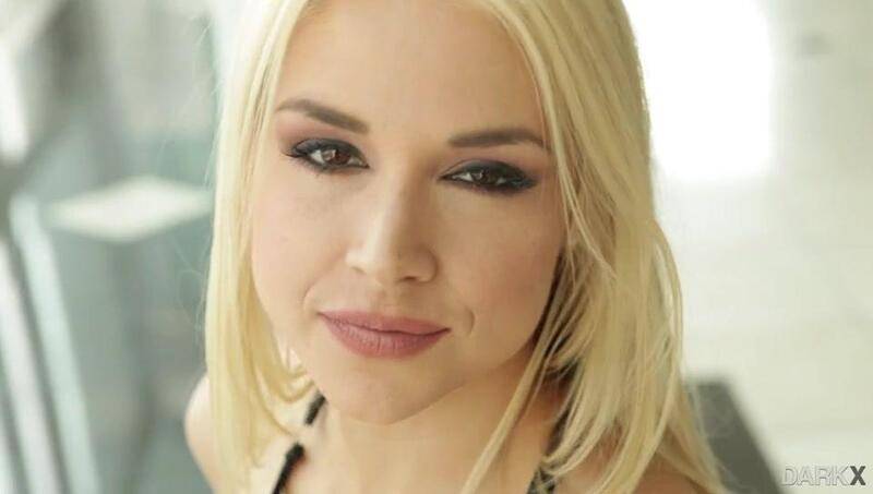sarah vandella - busty blonde ir #anal #black #bigtits 